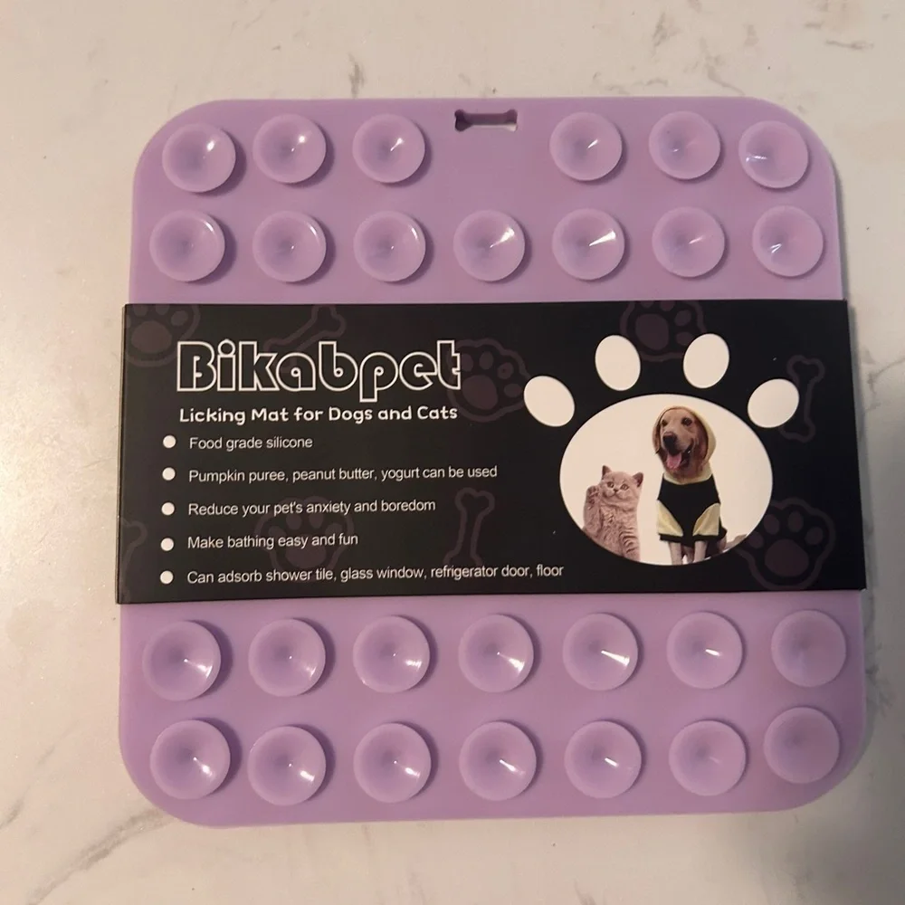 Bikabpet Dog licking mat- NWT
